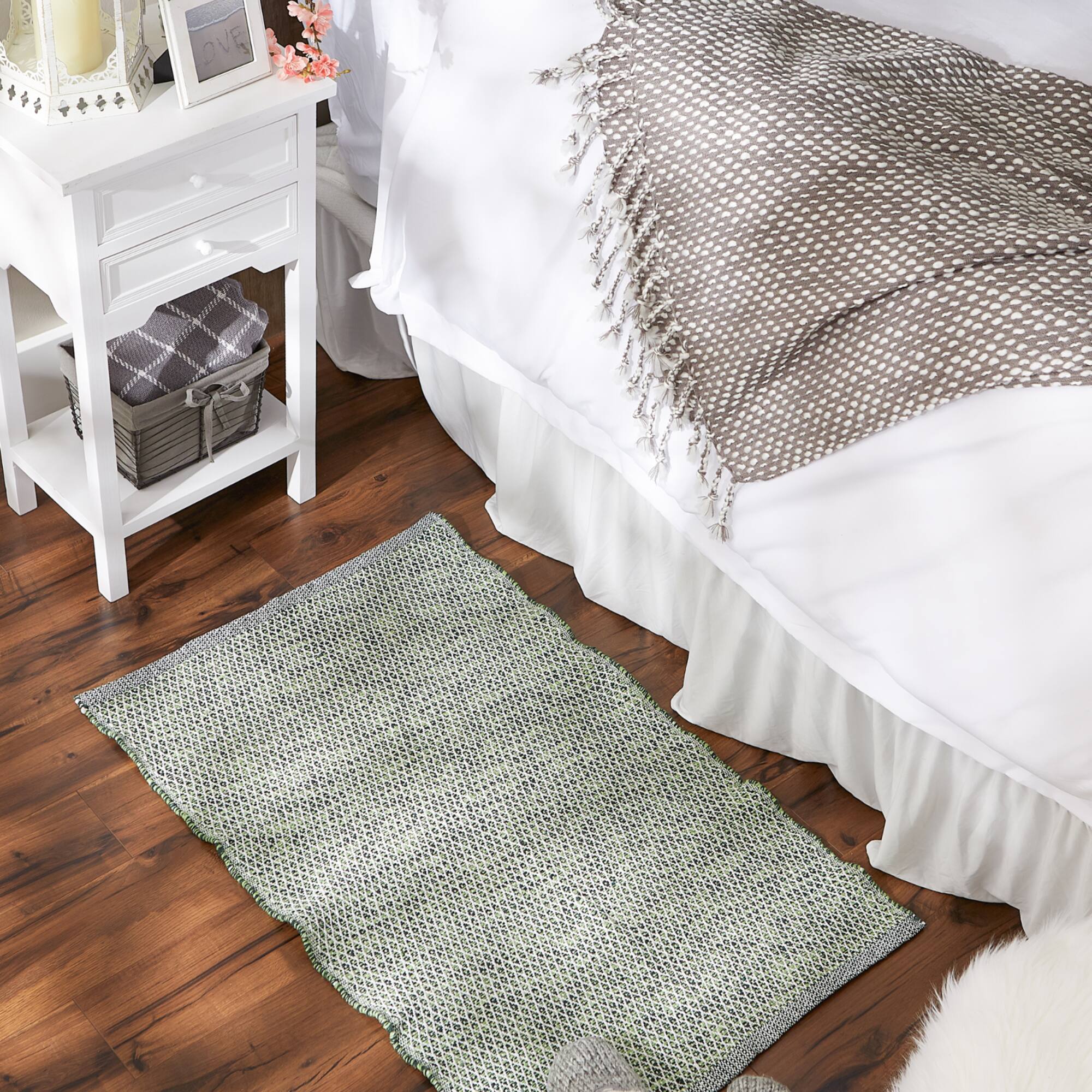 DII® Diamond Handwoven Recycled Yarn Rug